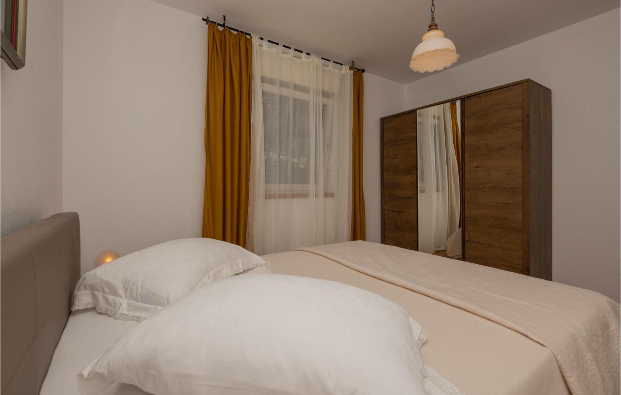 Nice Apartment In Tucepi With Wifi المظهر الخارجي الصورة