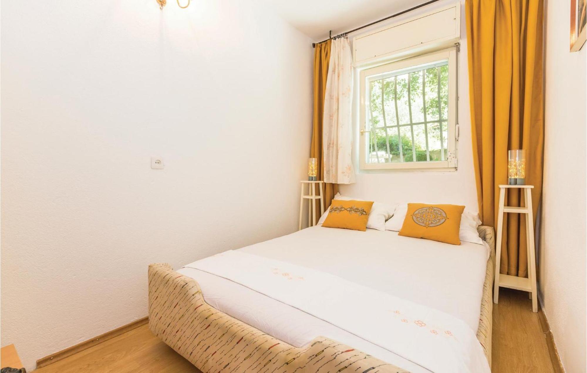 Nice Apartment In Tucepi With Wifi المظهر الخارجي الصورة
