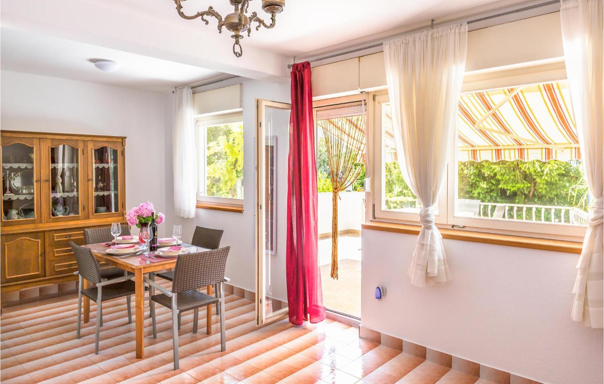 Nice Apartment In Tucepi With Wifi المظهر الخارجي الصورة